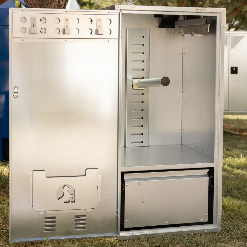 La Cabriolet en acier galvanisé ouverte .webp