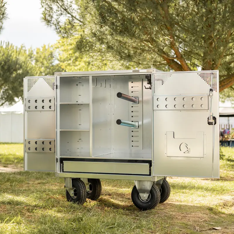 Diligence S en acier ouverte.webp